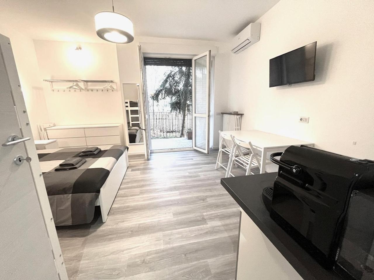 Bed&Breakfast Bbqueen Sandonato Policlinico San Donato Milanese Kültér fotó